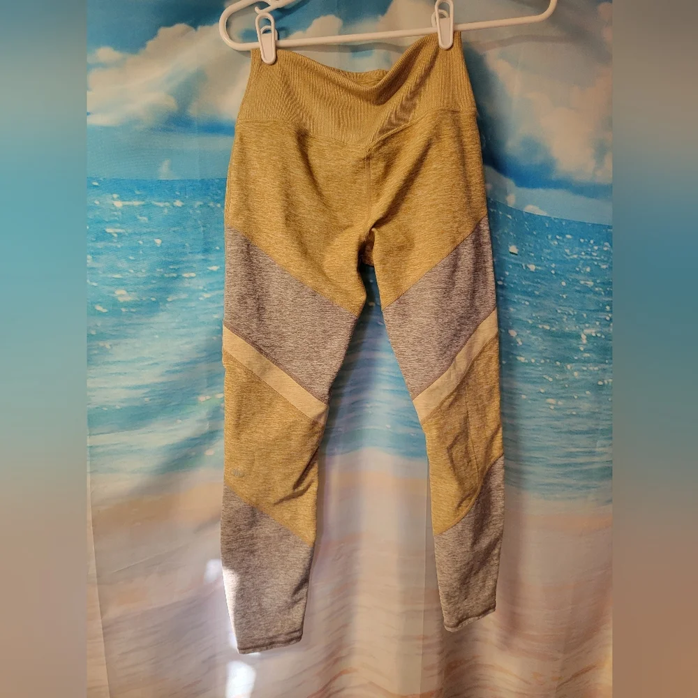 Alo Yoga‎ High Waist Alosoft Sheila Legging Women's Size Small